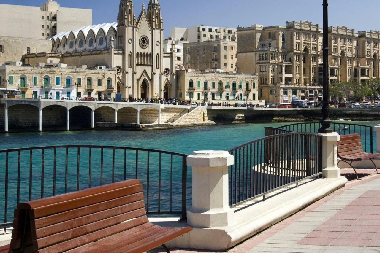 Splendid Apartment, Steps Away From The Sea Sliema Ngoại thất bức ảnh