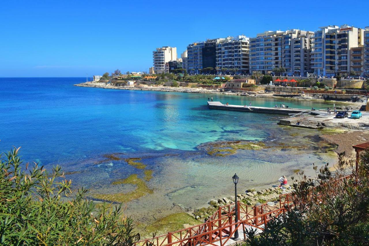 Splendid Apartment, Steps Away From The Sea Sliema Ngoại thất bức ảnh